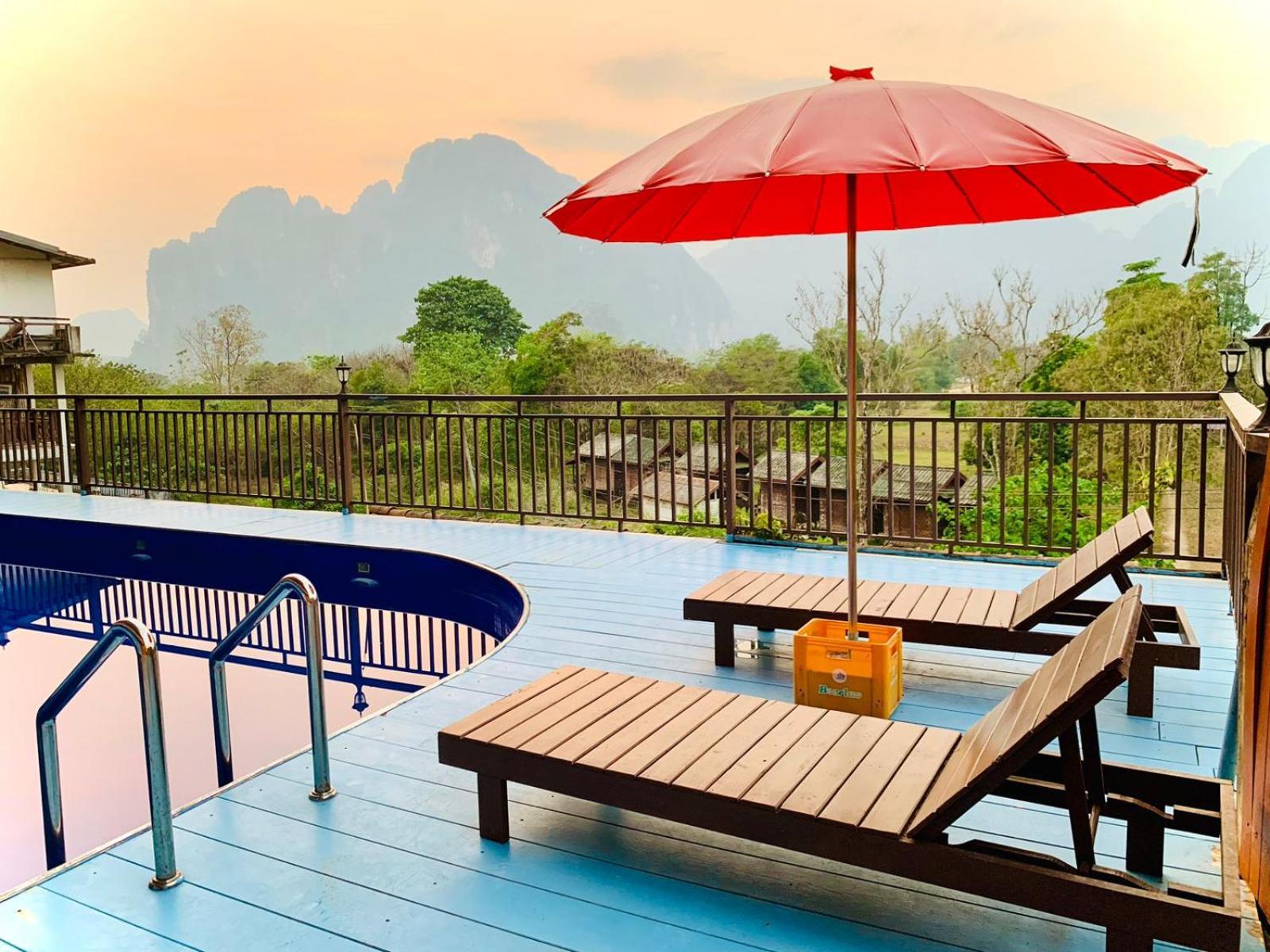 Happy Riverview Hotel Vang Vieng Bagian luar foto