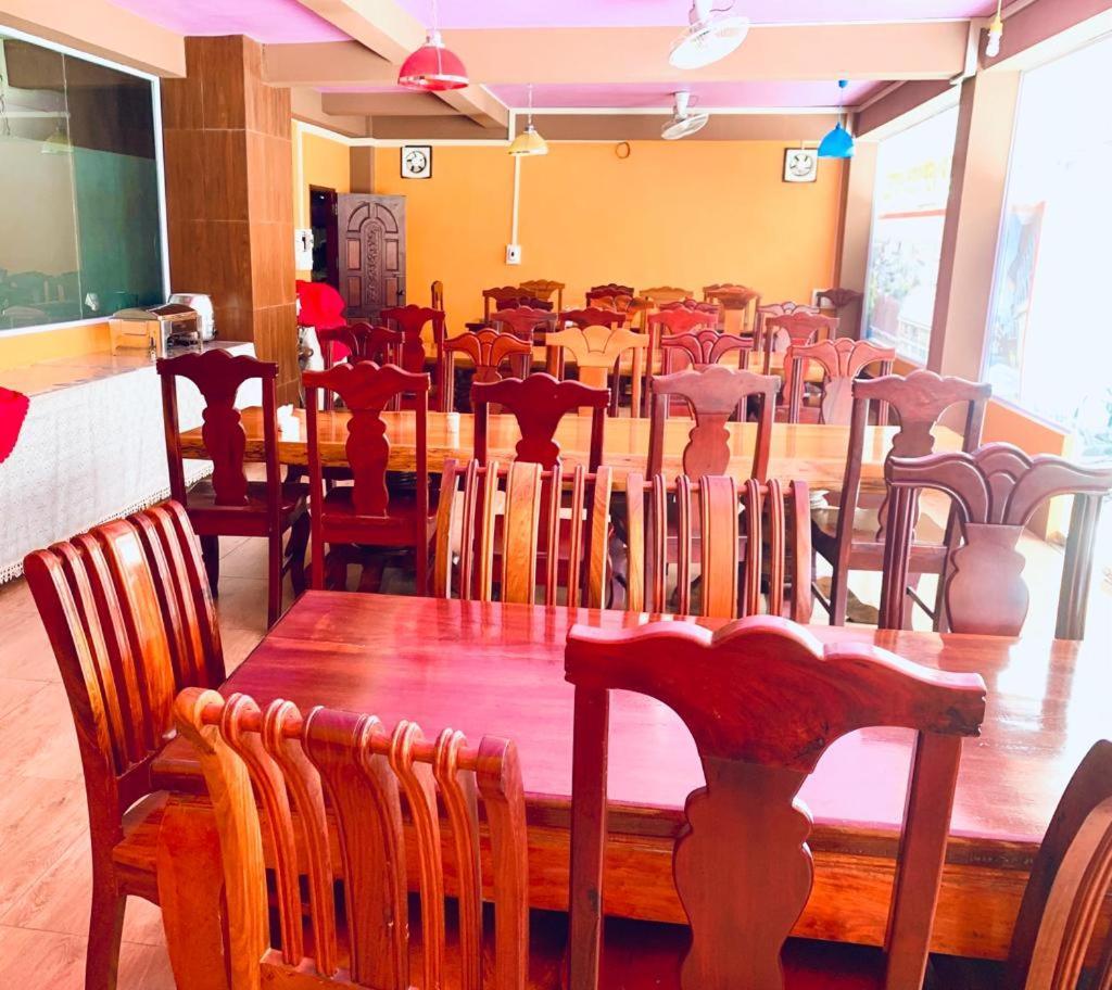 Happy Riverview Hotel Vang Vieng Bagian luar foto