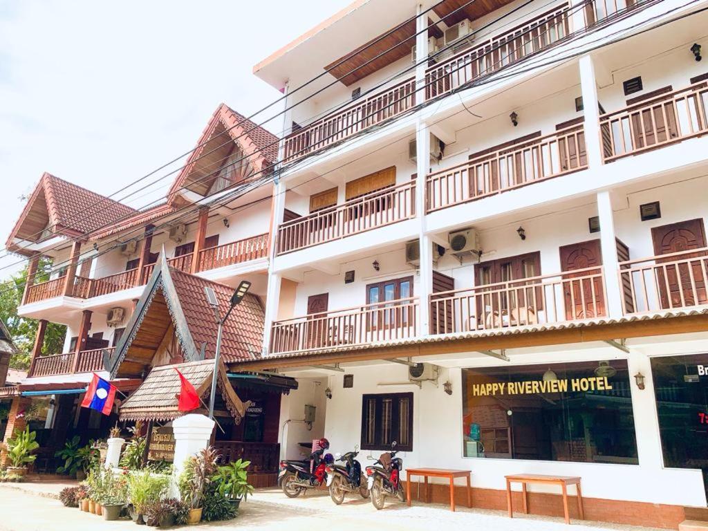 Happy Riverview Hotel Vang Vieng Bagian luar foto