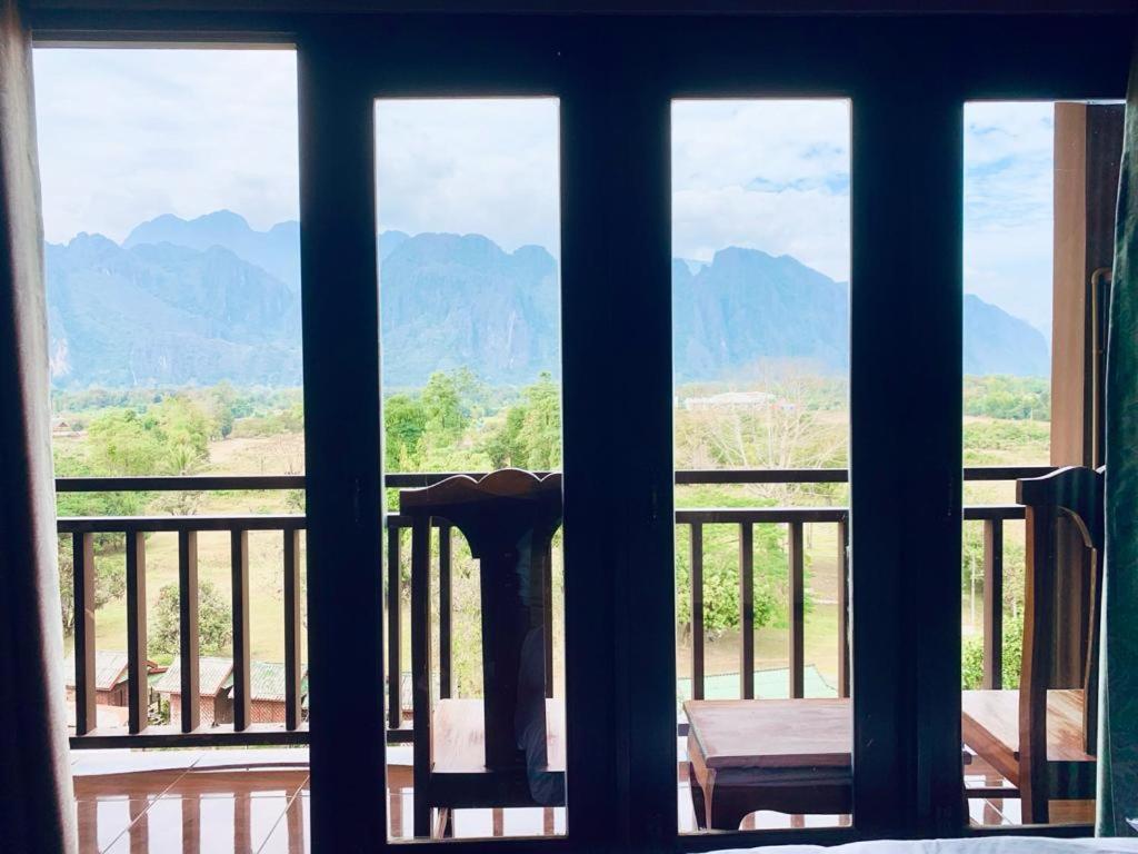 Happy Riverview Hotel Vang Vieng Bagian luar foto