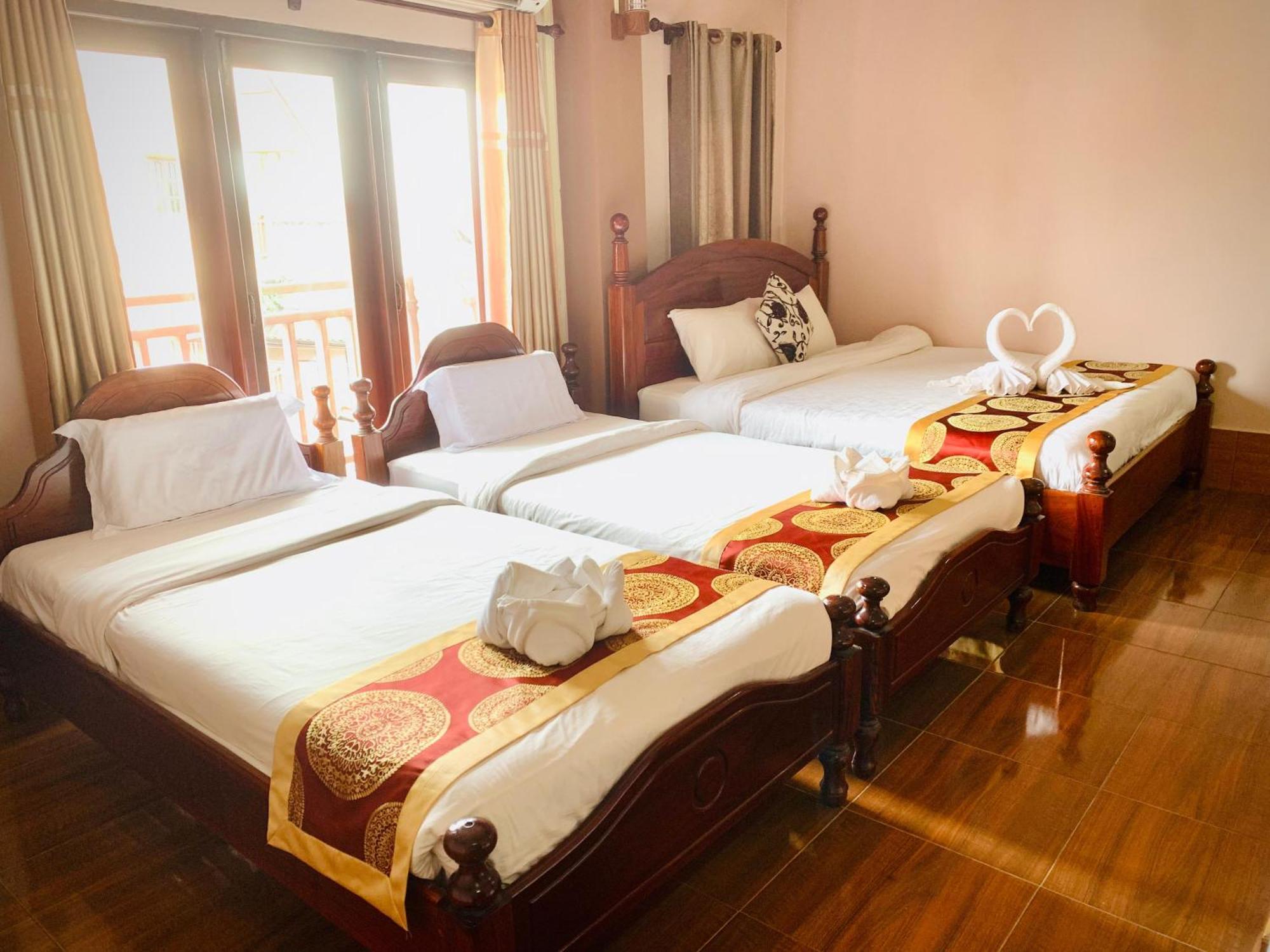 Happy Riverview Hotel Vang Vieng Bagian luar foto