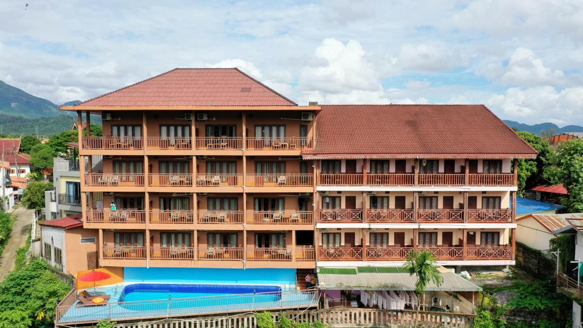 Happy Riverview Hotel Vang Vieng Bagian luar foto